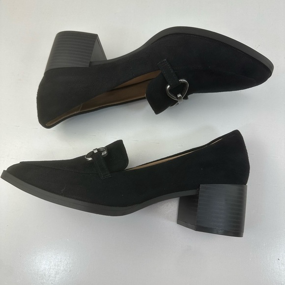 Life Stride Black Heels with Elegant Design - Picture 6 of 13